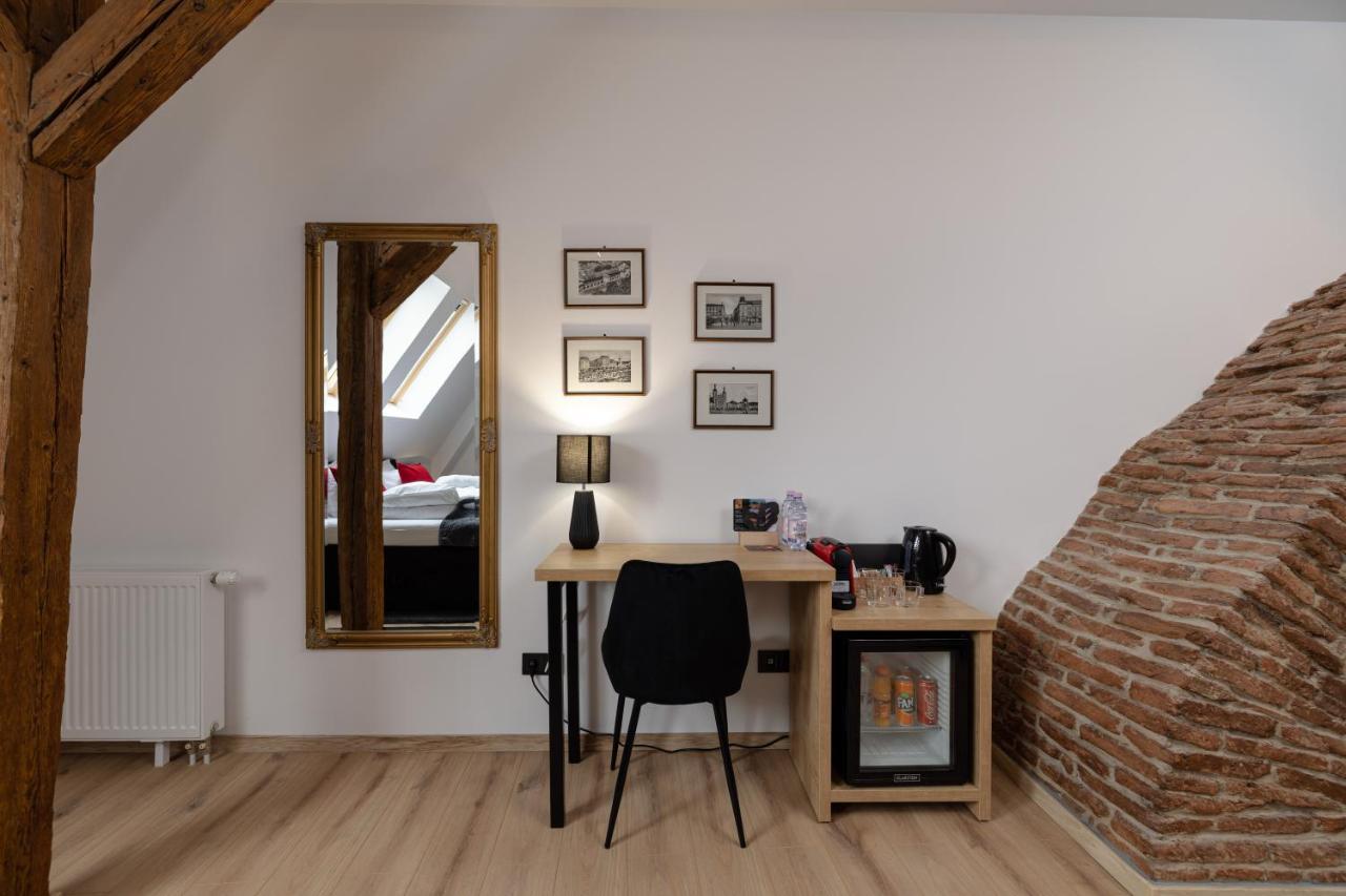 Haller Boutique Targu Mures Luaran gambar