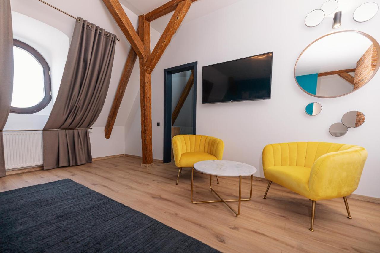 Haller Boutique Targu Mures Luaran gambar